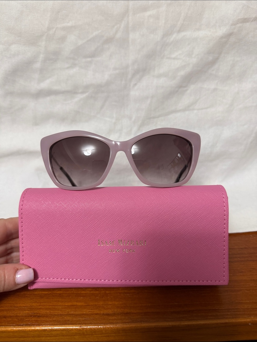 Isaac Mizrahi mauve cat-eye sunglasses with pink case
